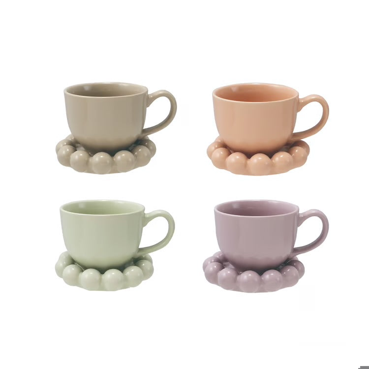 Petal Base Stoneware Mug with Saucer