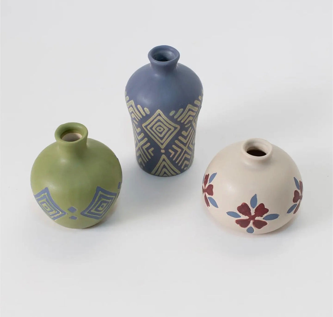 Peruvian Motif Bud Vase