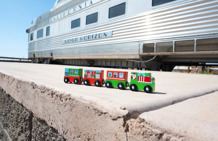 Mighty Minis Magnetic Christmas Train Set
