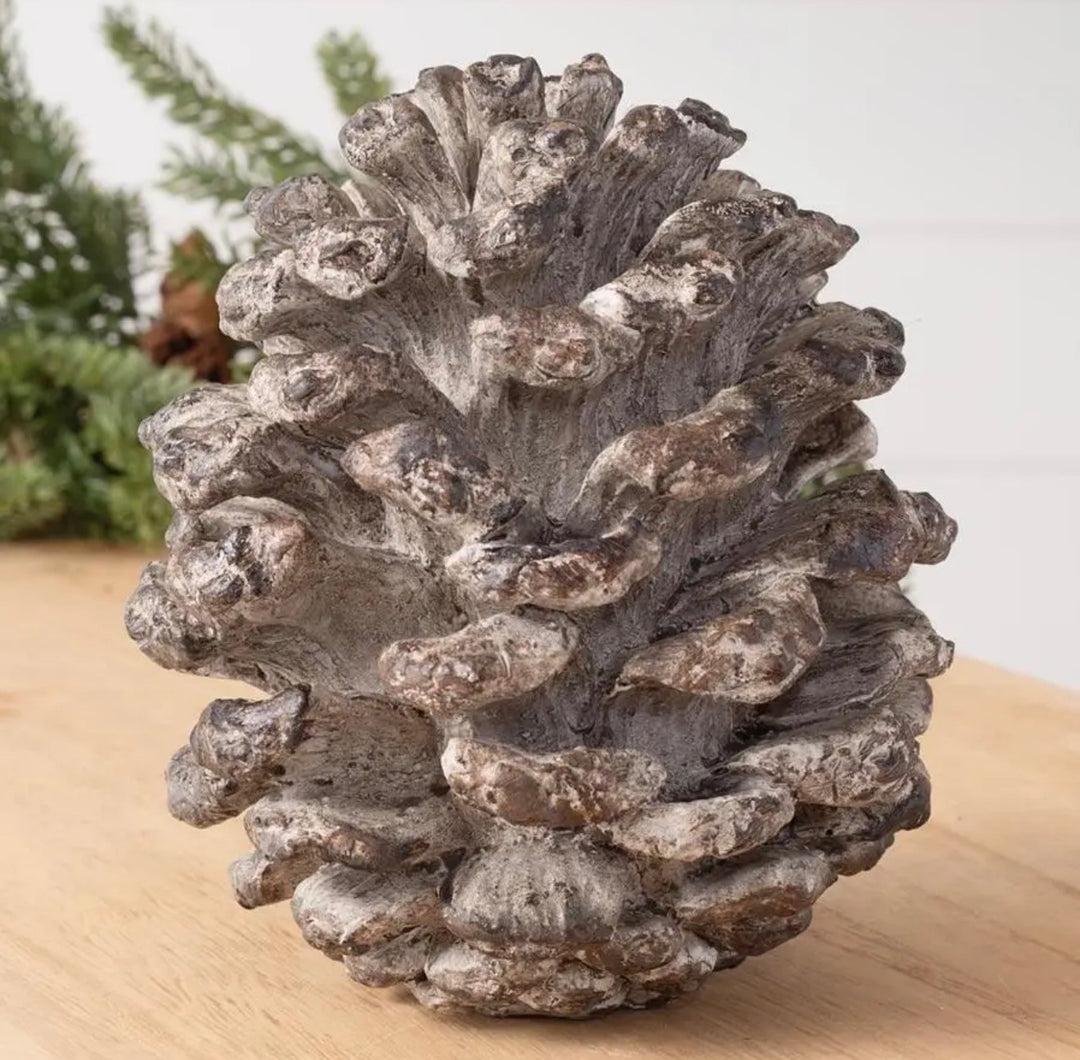 Woodland Pinecone Decor