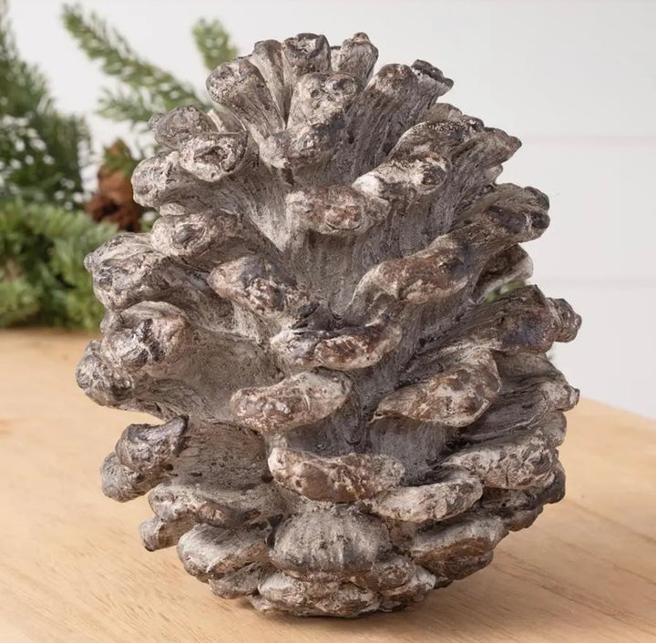 Woodland Pinecone Decor