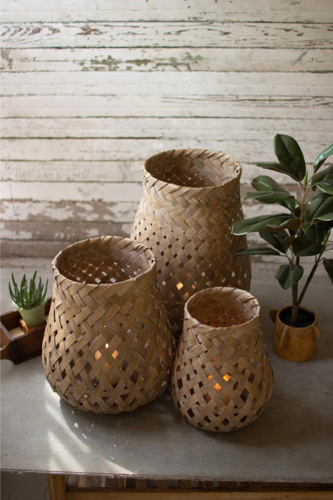 Woven Glow Lantern