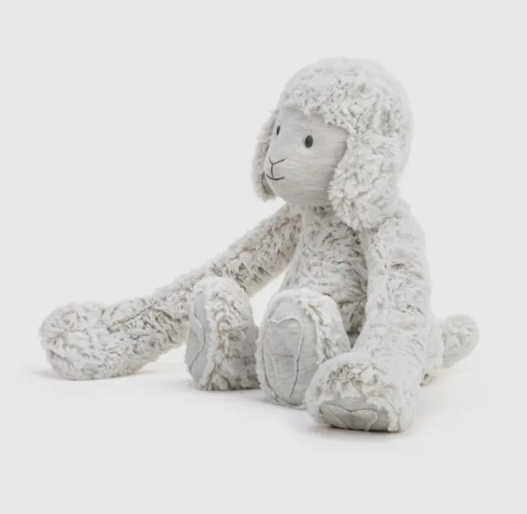 Heartful Hug Lamb