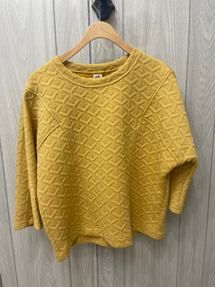 Golden Quilted Knit Top