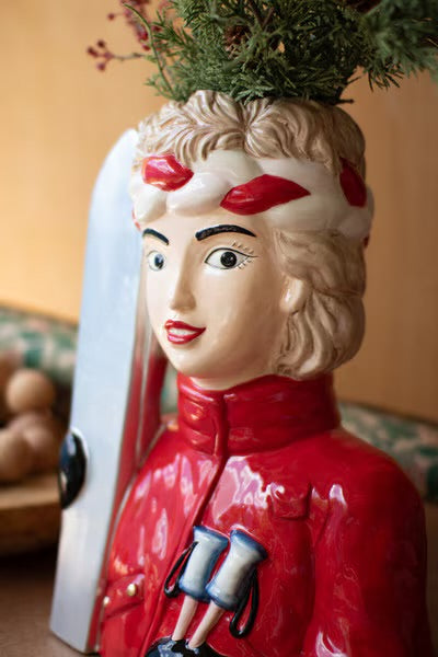 Slopeside Socialite Ceramic Vase