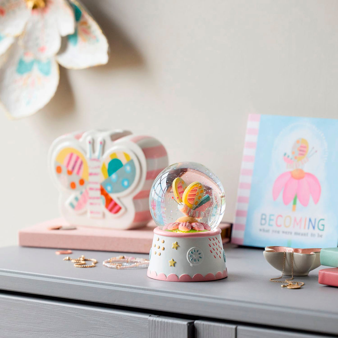 Light-Up Butterfly Water Globe
