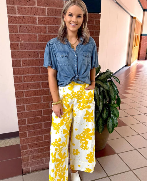 Scattered Daisy Pants