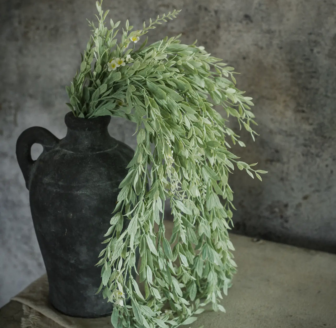 33” Hanging Boxwood