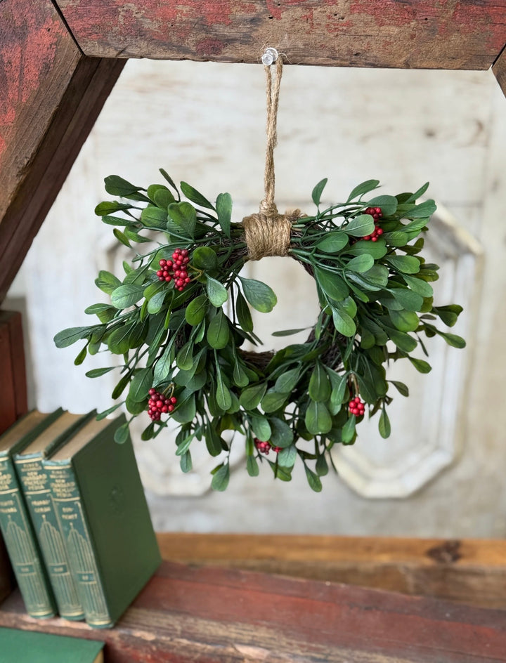 Hollyberry Mini Wreath