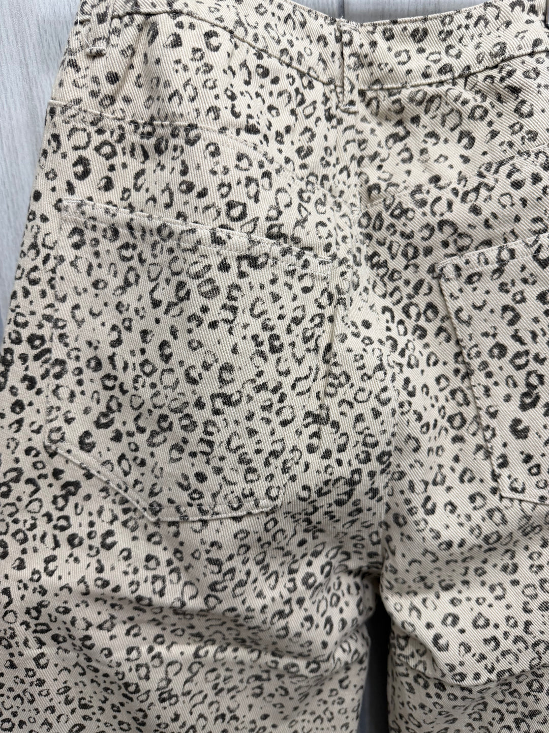 Leopard Print Wide-Leg Corduroy Pants