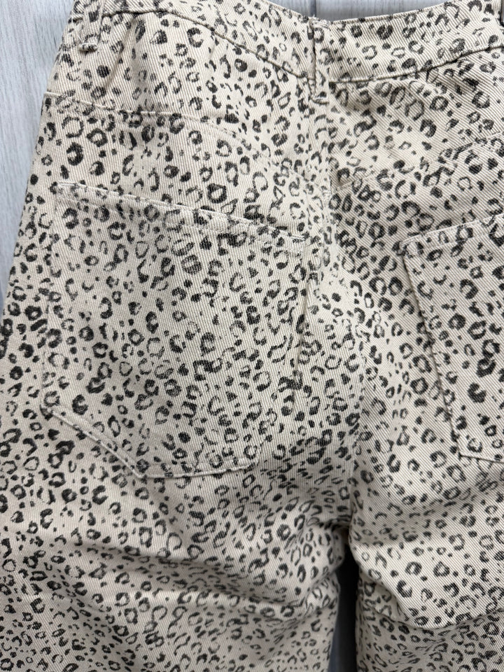 Leopard Print Wide-Leg Corduroy Pants
