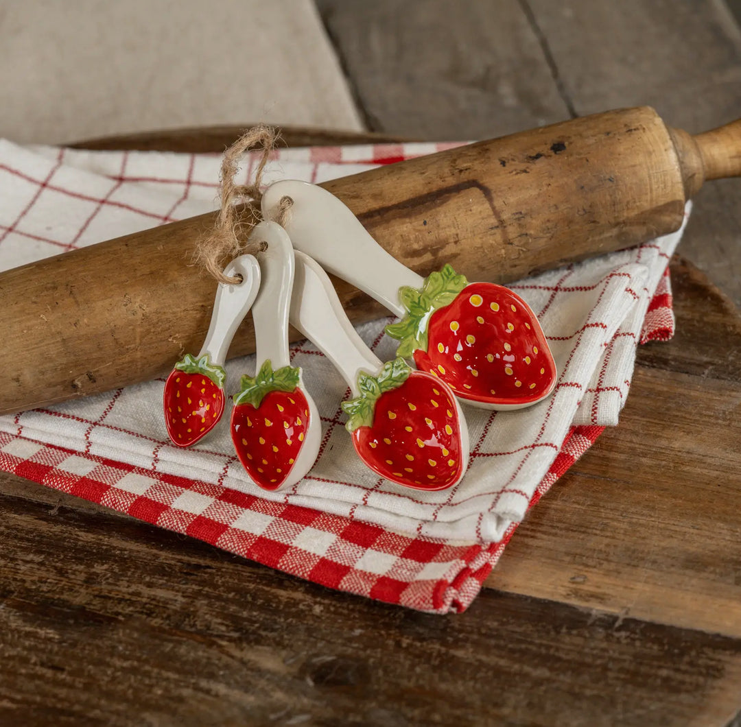 Sweet Strawberry Measuring Spoon Set