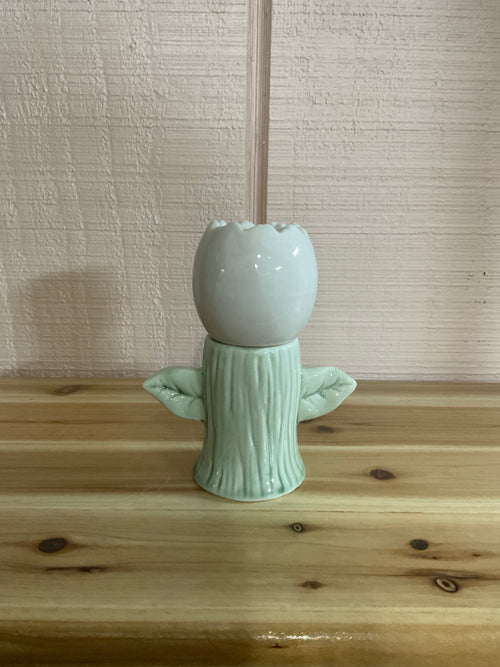 Salt & Pepper Shakers