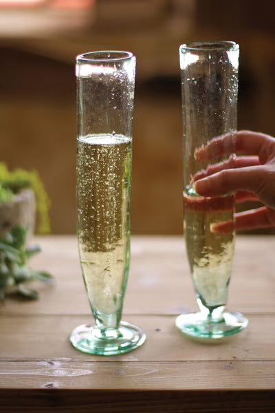 The Verde Recycled Champagne Flute