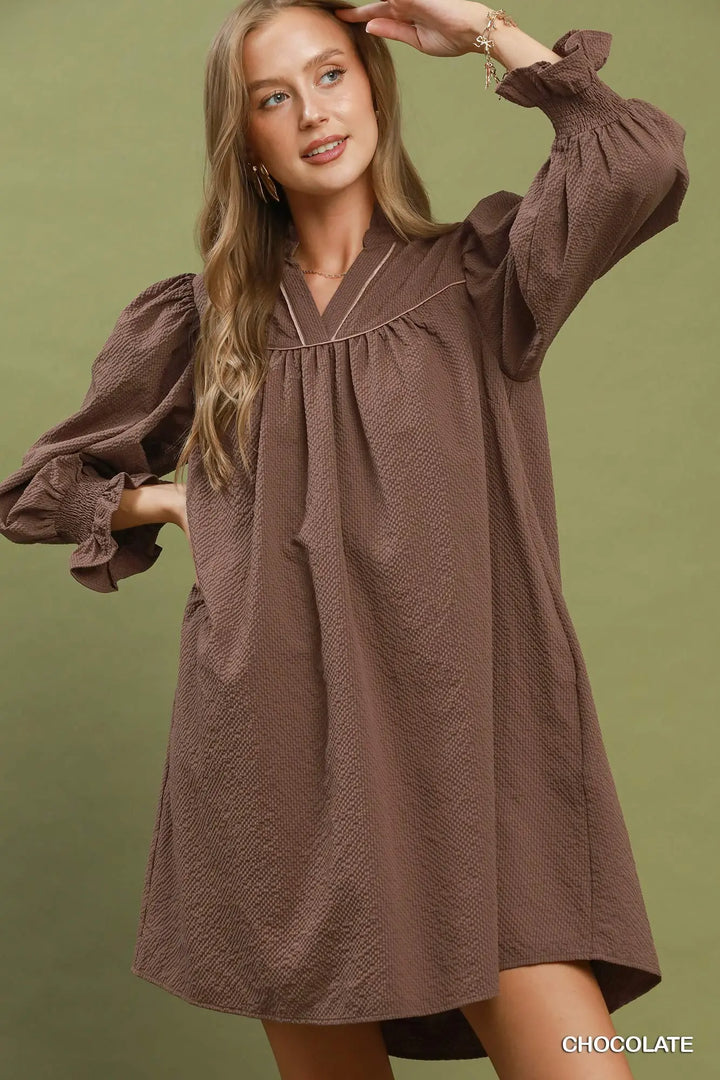 Sloane Textured Shift Dress – Chocolate