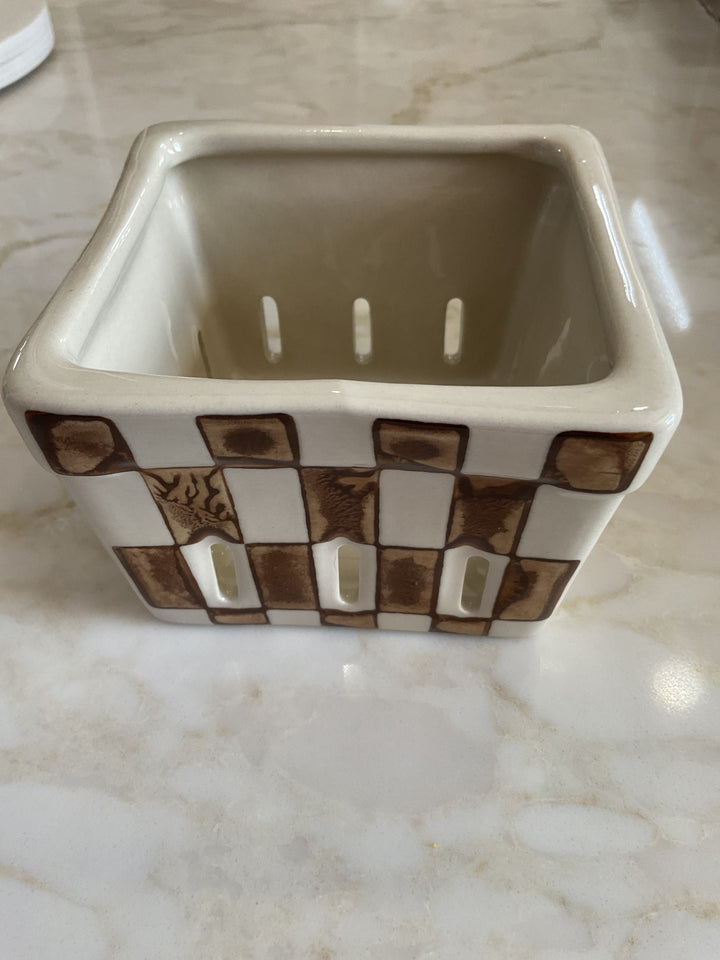 Stoneware Berry Basket