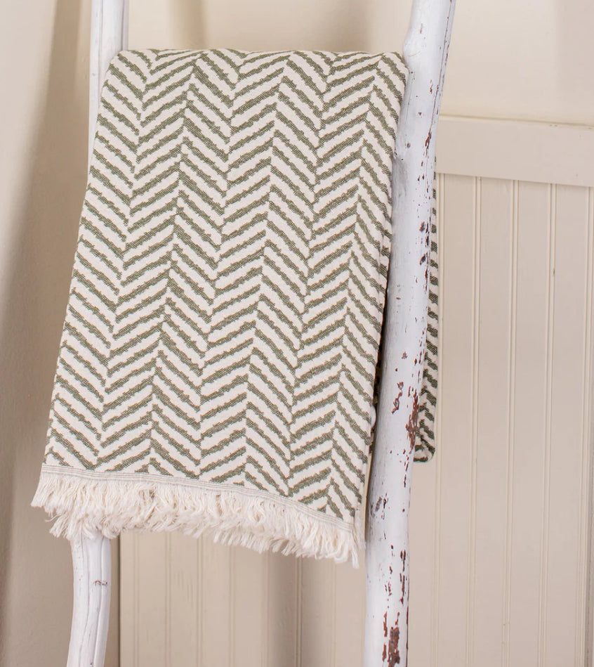 Zig Zag Throw