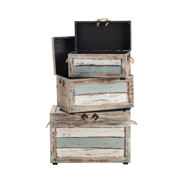 Coastal Distressed Wood Storage Trunk