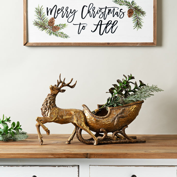 Majestic Holiday Carriage
