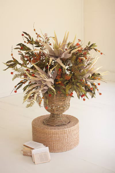 Iron & Seagrass Statement Urn