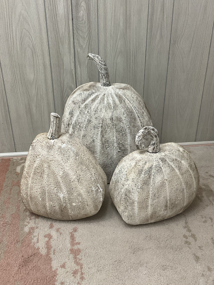 Rustic Metal Pumpkins