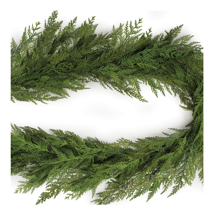 Fresh Touch Cedar Garland