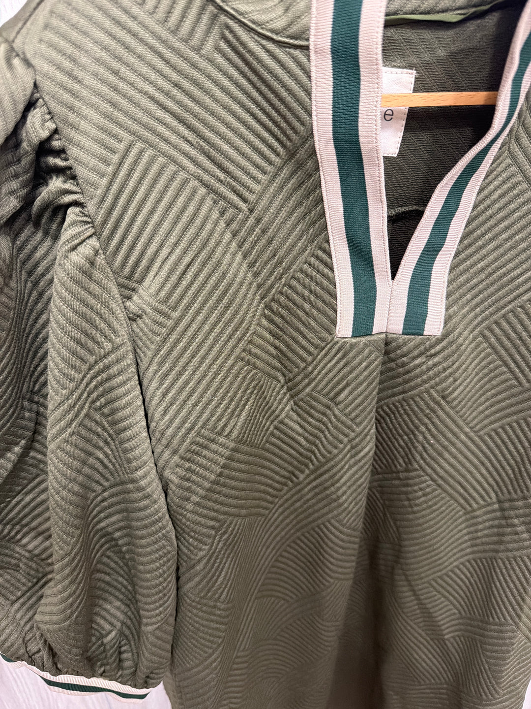 Piper Puff-Sleeve Dress – Olive