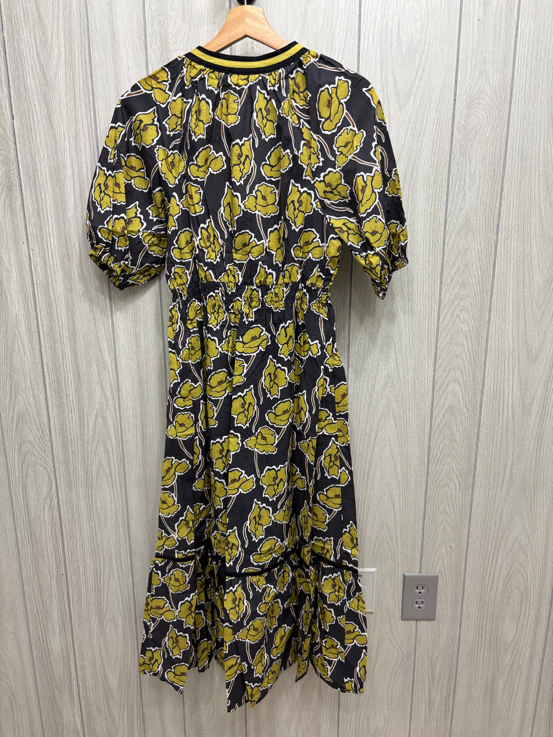 Olive Grove Muse Midi Dress