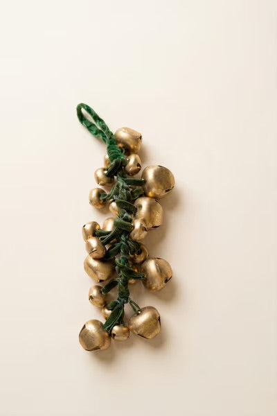 Old-World Jingle Bell Bunch