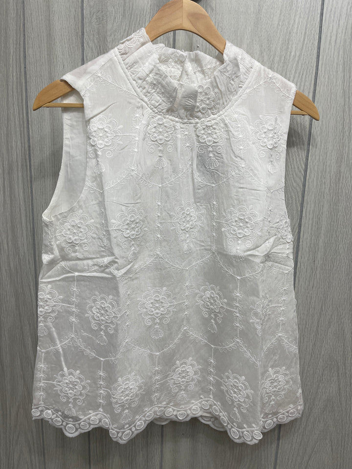 Scallop Border Top