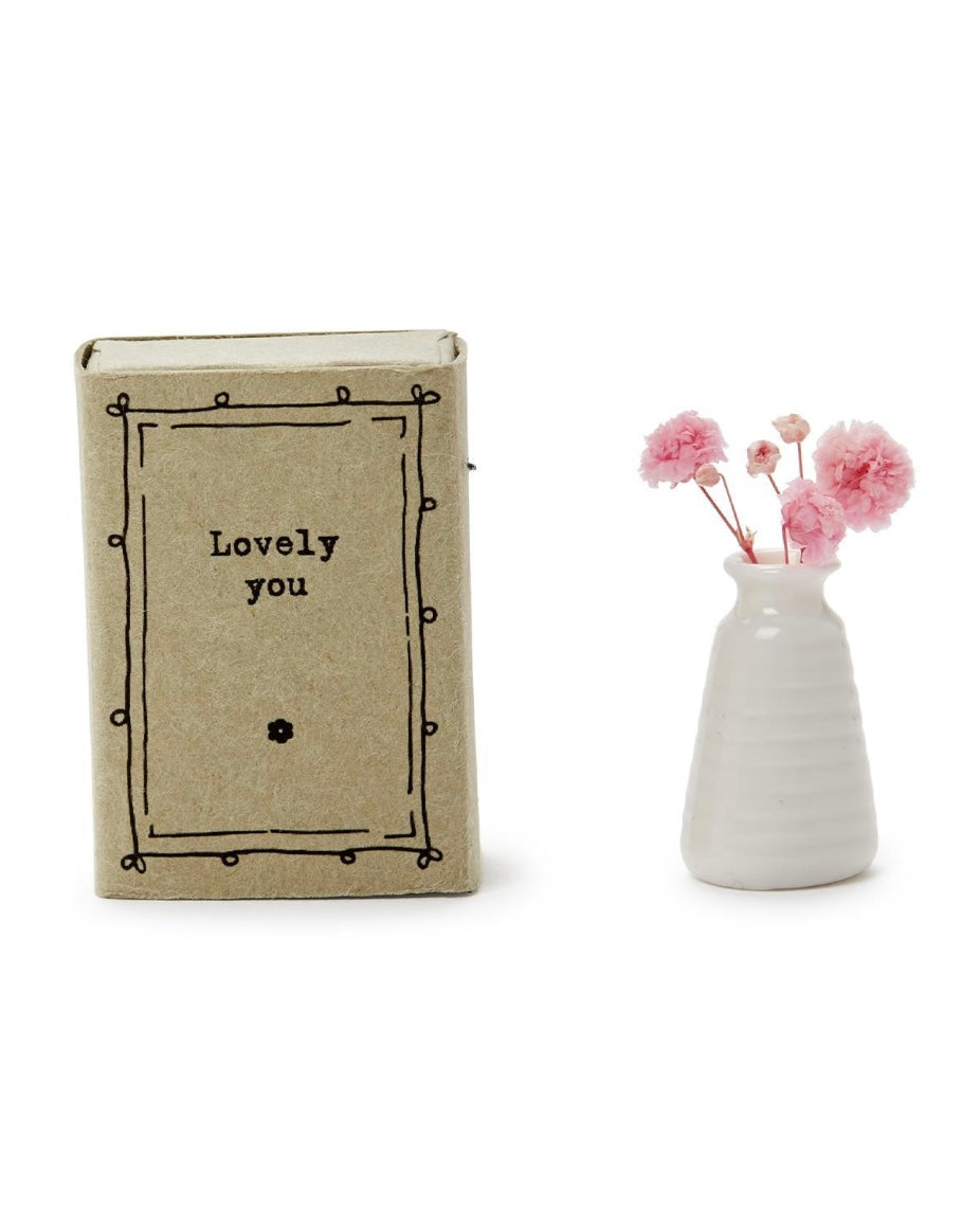 Biggest Hug Vase with Dried Flowers