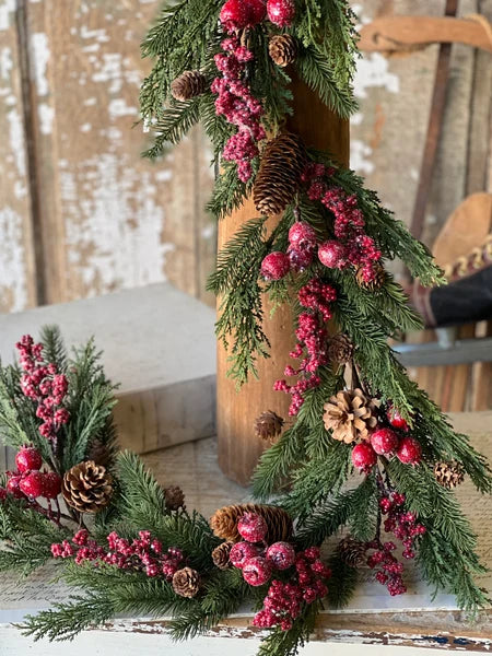 Winterberry Pine Garland