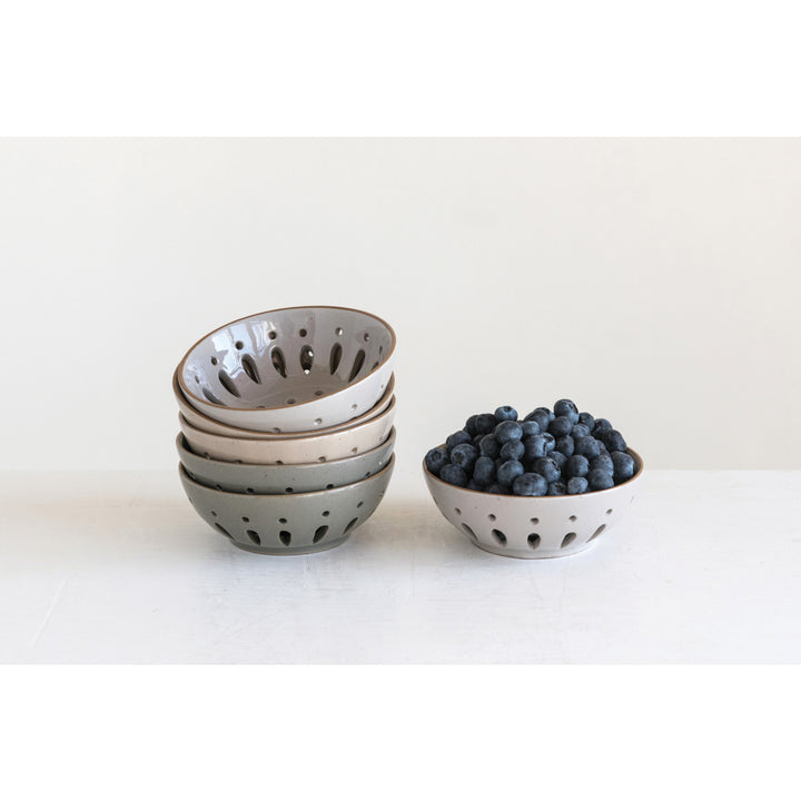 Garden Harvest Stoneware Berry Bowl