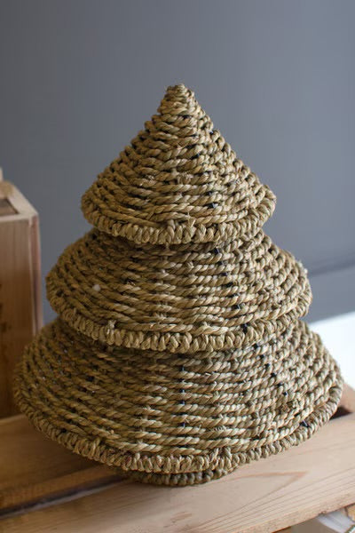 Evergreen Woven Vine Christmas Trees
