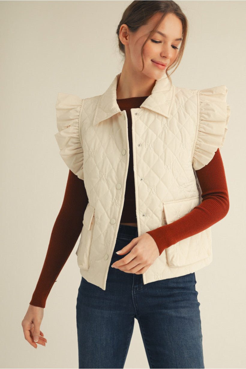 Ruffled Edge Quilted Vest – Winter Cream