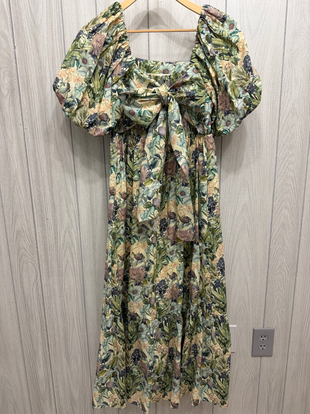 Garden Reverie Puff Sleeve Maxi Dress