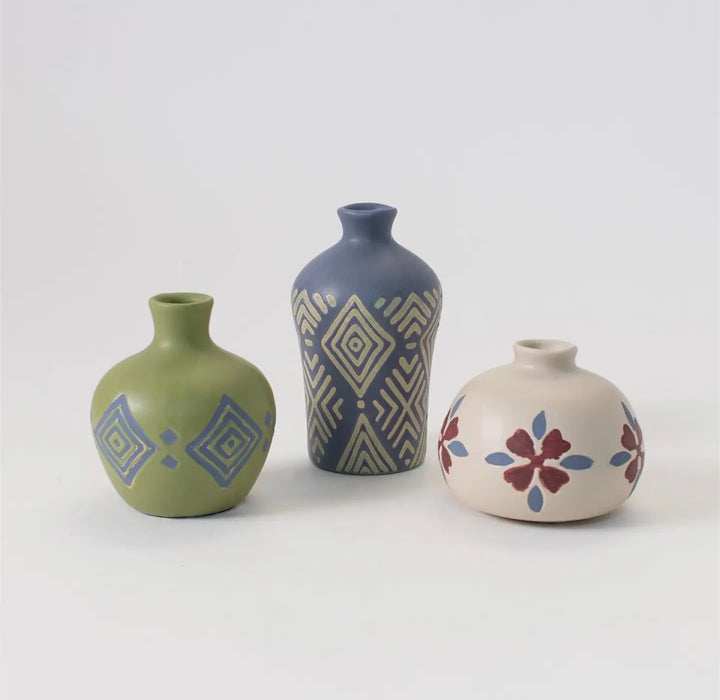 Peruvian Motif Bud Vase