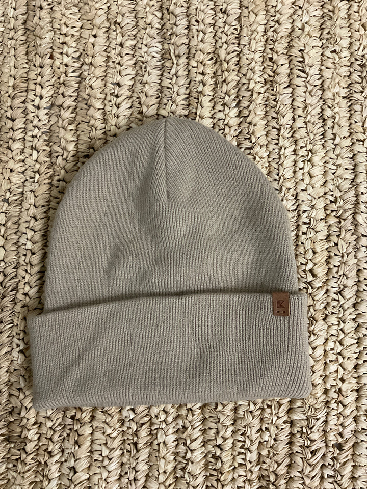 Bolaro Beanie