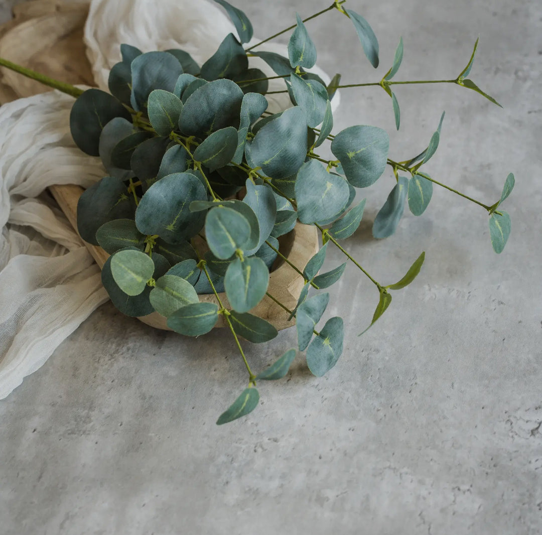 Classic Eucalyptus Bush – 20”