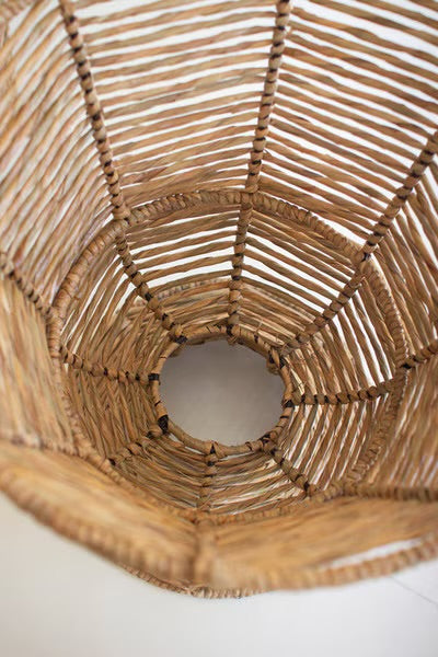 Iron & Seagrass Statement Urn