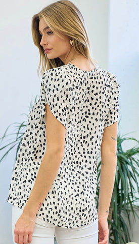 Lori’s Leopard Top